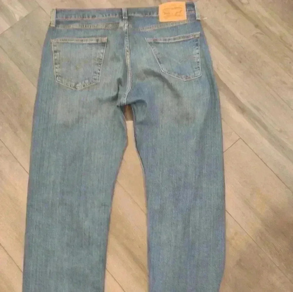 COPY -  Levi's - Picture 3 of 3